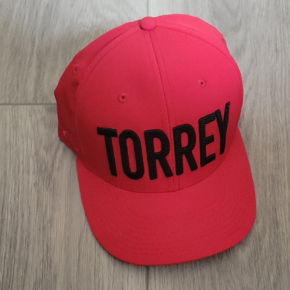 Mens Torrey Pines Golf Pukka Hat Red